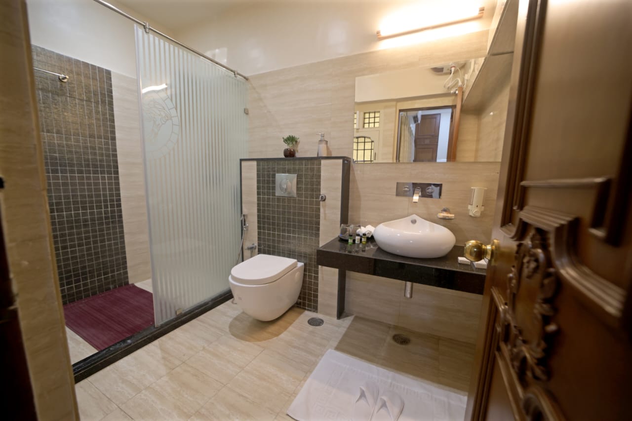 Luxury Rooms for a Short Stay in Jawahar Nagar, Jaipur--Jaipur